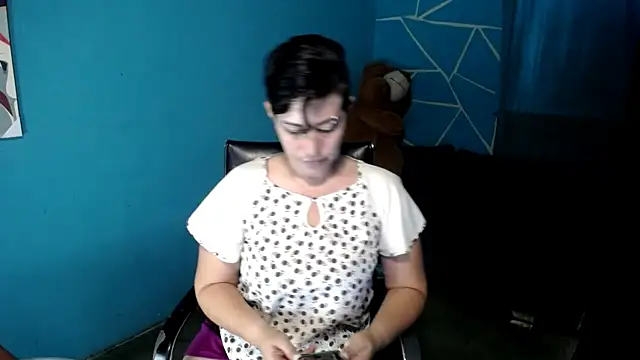 Snapshot of Sunny_rayz_ chatting on 07/20/26, 12:29 Sunny rayz online show from 07/20/26, 12:29