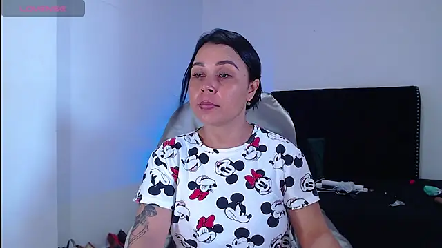 Snapshot of GreatBIG_BOOBS_Nina chatting on 02/15/25, 06:55 GreatBIG BOOBS Nina online show from 02/15/25, 06:55