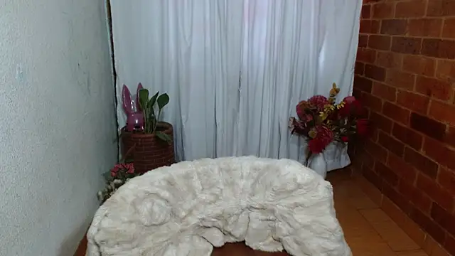 Snapshot of rashellroses22 chatting on 12/20/24, 10:22 rashellroses22 online show from 12/20/24, 10:22