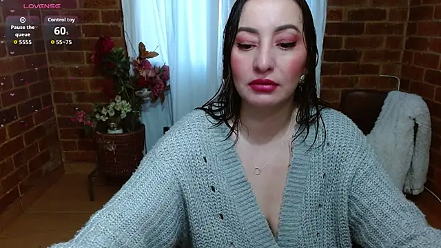 rashellroses22 online show from 04/03/26, 10:57