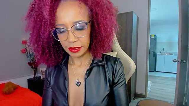 ScarlettMalbec online show from 01/05/26, 09:18