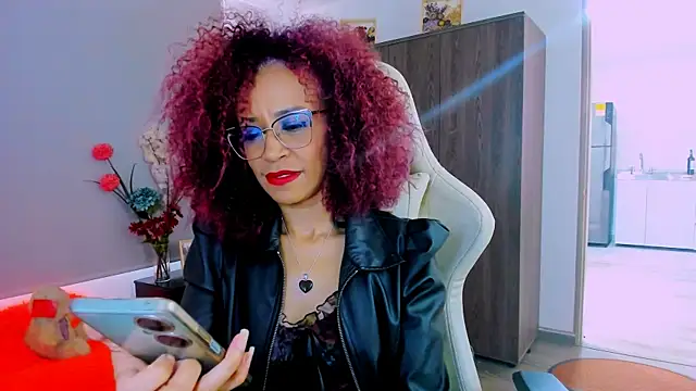 ScarlettMalbec online show from 03/17/26, 08:23