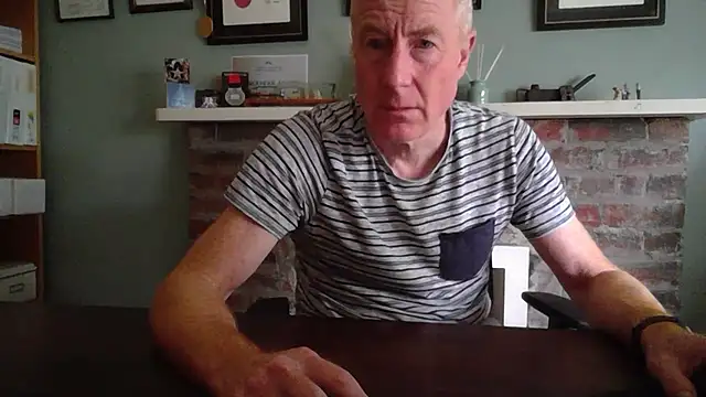 Snapshot of jiggy77777 chatting on 01/09/25, 02:33 jiggy77777 online show from 01/09/25, 02:33