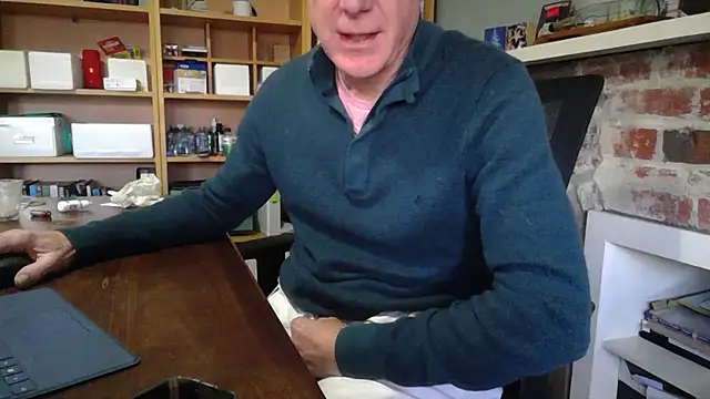 Snapshot of jiggy77777 chatting on 09/09/25, 11:15 jiggy77777 online show from 09/09/25, 11:15