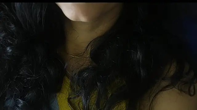 Snapshot of -AyeshaSinghania- chatting on 07/02/26, 10:32 -AyeshaSinghania- online show from 07/02/26, 10:32