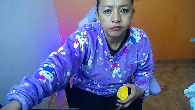 daleska ayala 1 online show from 01/19/25, 07:57