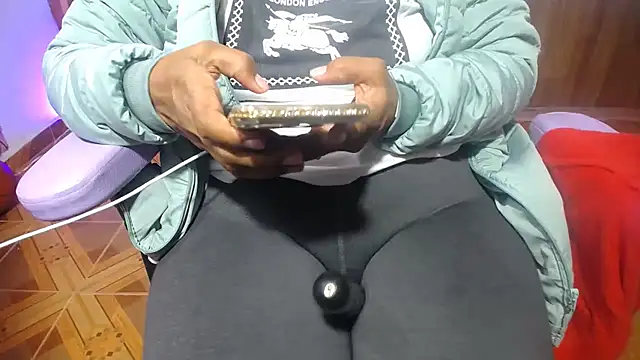 daleska ayala 1 online show from 02/25/25, 07:14