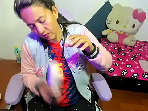 daleska ayala 1 online show from 11/06/25, 10:32