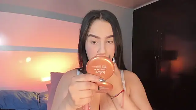 emily roberts1 online show from 03/10/25, 06:45