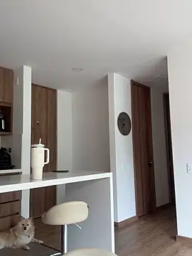 Snapshot of Helenbronwx chatting on 12/20/24, 05:51 Helenbronwx online show from 12/20/24, 05:51