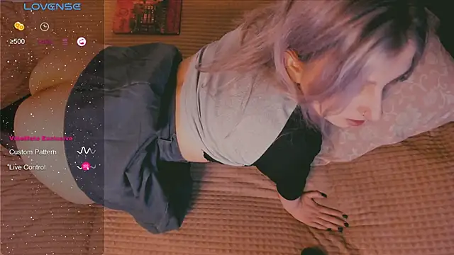 Snapshot of yoursugarbabe chatting on 11/30/25, 03:05 yoursugarbabe online show from 11/30/25, 03:05