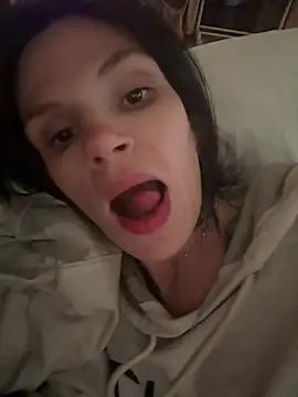 Diamondmodel95 online show from 03/17/26, 03:48