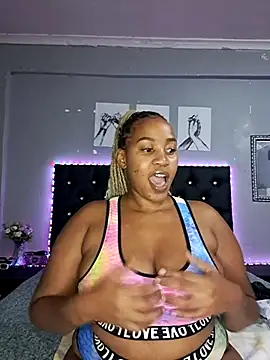 Snapshot of Toya_P chatting on 03/12/25, 08:20 Toya P online show from 03/12/25, 08:20