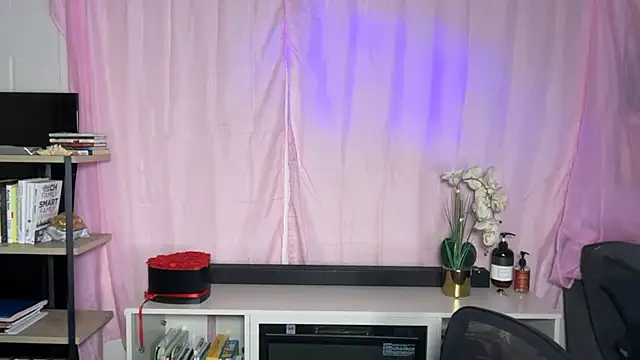 SashaEstrella online show from 03/28/26, 07:08