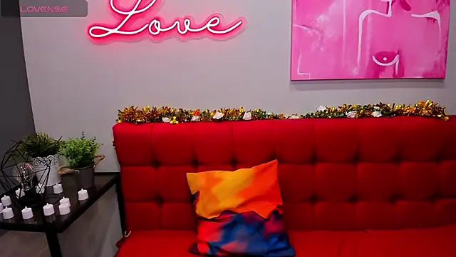 Inna Lovely online show from 12/15/25, 01:32