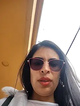 Snapshot of Astrid-- chatting on 02/02/26, 03:22 Astrid-- online show from 02/02/26, 03:22