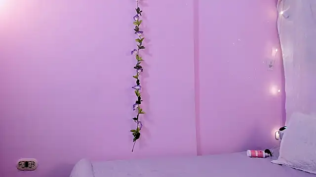 Samanta roberts1 online show from 02/15/25, 01:05