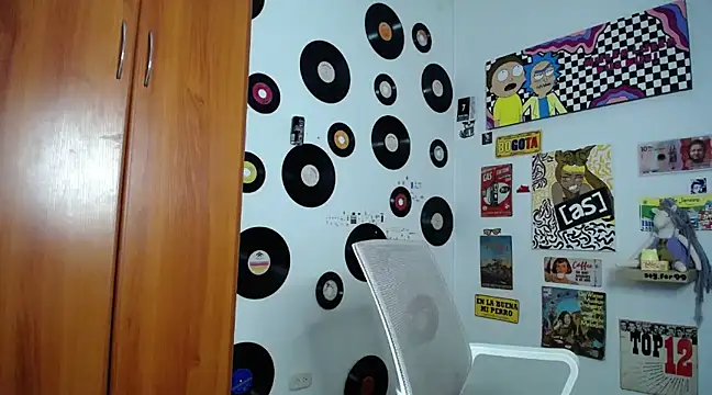 9 Fernanda 9 online show from 02/09/25, 04:36