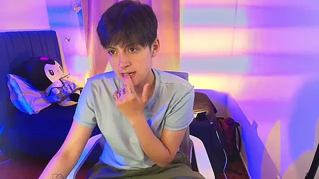 9 Fernanda 9 online show from 09/18/25, 06:59