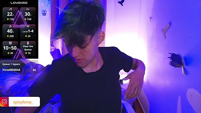 9 Fernanda 9 online show from 10/29/25, 10:28