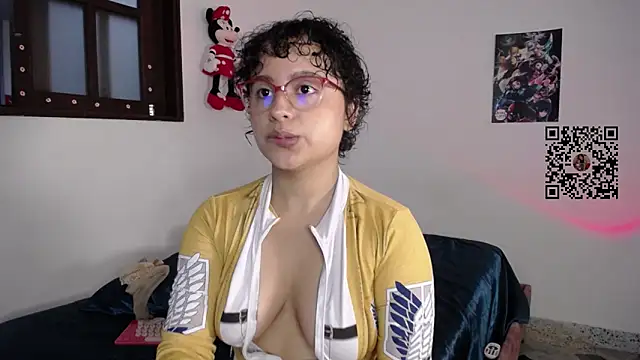 lou cute online show from 11/20/25, 02:01