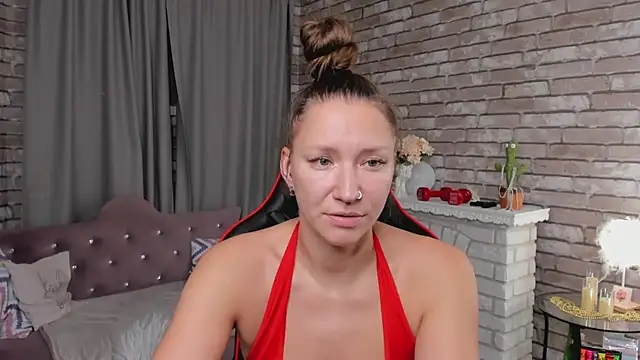 SarahCoksss online show from 04/07/26, 11:37