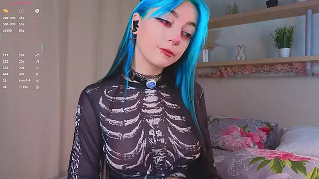 TristaRoht online show from 11/30/25, 03:05