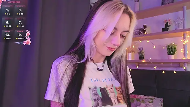 TristaRoht online show from 04/24/26, 03:14