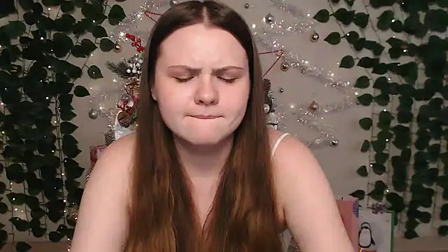 IxxiLiana online show from 12/25/24, 08:07