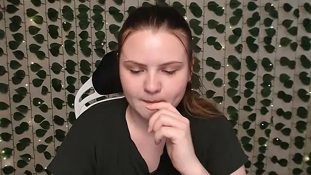 IxxiLiana online show from 01/14/25, 07:17