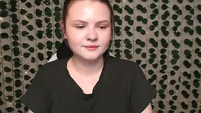 IxxiLiana online show from 02/04/25, 04:15