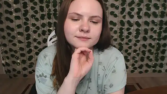 IxxiLiana online show from 03/13/25, 08:15