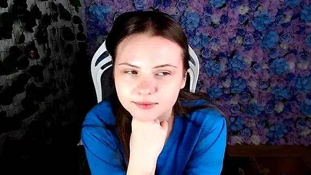 IxxiLiana online show from 09/13/25, 05:07