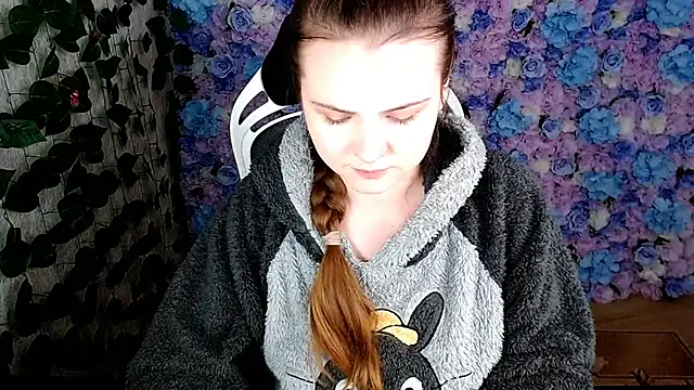 IxxiLiana online show from 10/03/25, 05:15