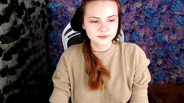 IxxiLiana online show from 10/22/25, 05:08