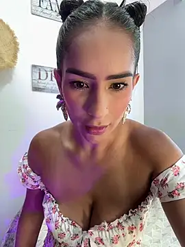 Mau White online show from 01/21/25, 05:20