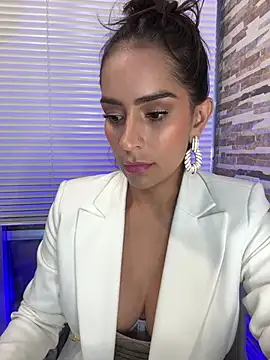 Mau White online show from 03/13/25, 01:43