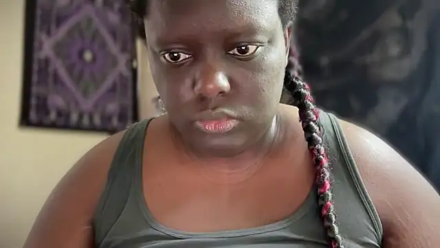 Snapshot of Yagurl__west chatting on 01/17/25, 09:28 Yagurl west online show from 01/17/25, 09:28