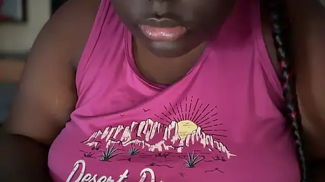 Snapshot of Yagurl__west chatting on 01/21/25, 09:46 Yagurl west online show from 01/21/25, 09:46