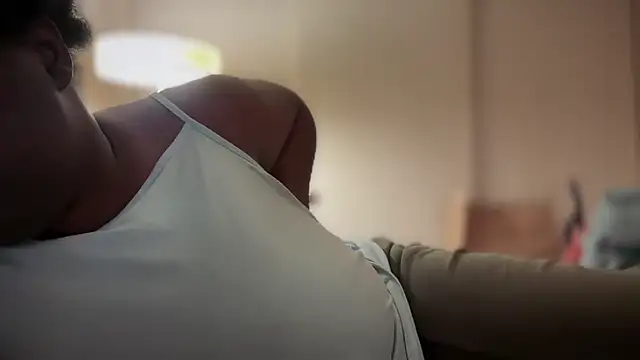 Snapshot of Yagurl__west chatting on 02/14/25, 10:58 Yagurl west online show from 02/14/25, 10:58