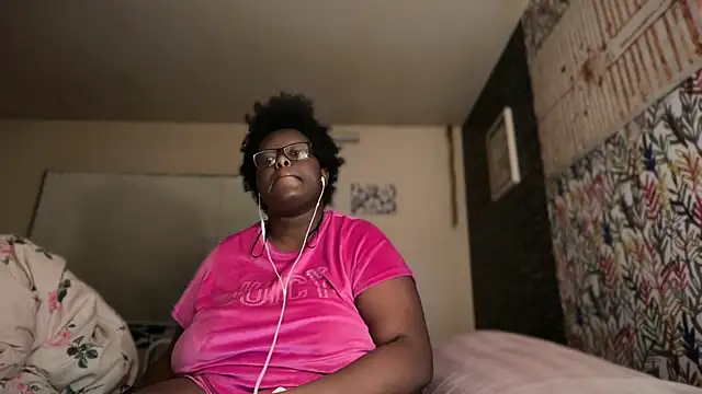 Yagurl  west online show from 01/16/26, 04:27