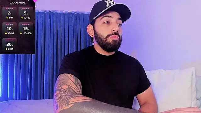 leo thewolf  online show from 11/08/25, 07:45