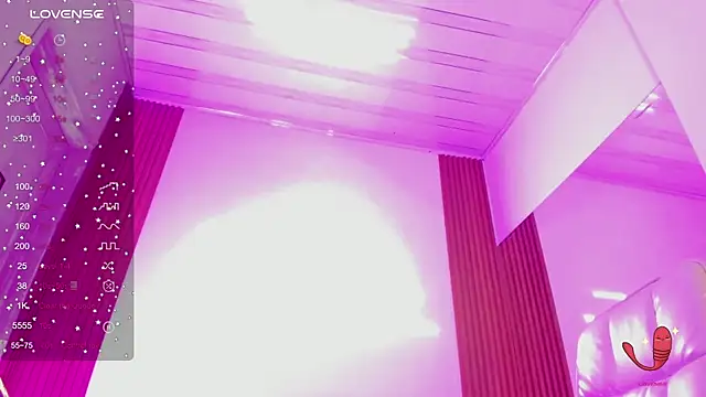 sweetlolihot  online show from 10/15/25, 07:52