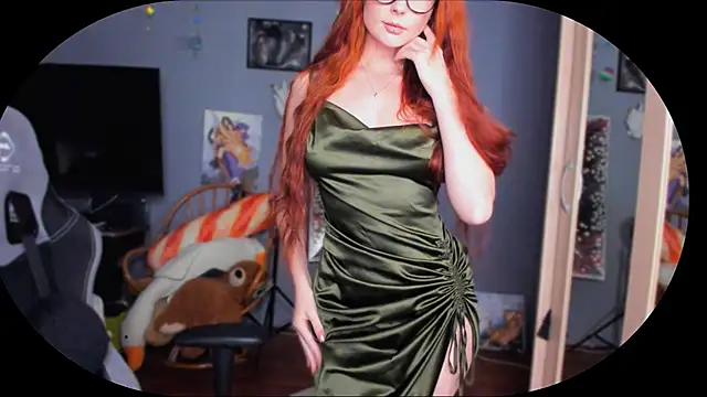 KlementinaBbG online show from 12/04/24, 08:18