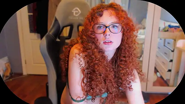 KlementinaBbG online show from 02/19/25, 11:46