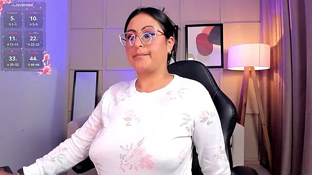 Amber gold  online show from 12/14/25, 03:56