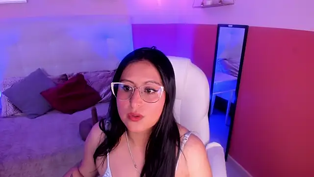 Amber gold  online show from 06/06/26, 01:32