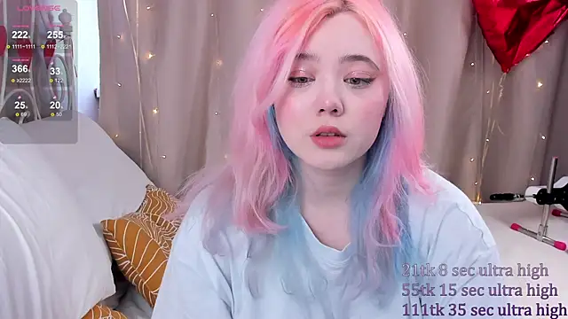 Snapshot of __KawaiiYuki__ chatting on 02/17/25, 08:41 KawaiiYuki online show from 02/17/25, 08:41