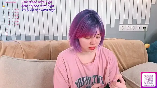   KawaiiYuki   online show from 01/18/26, 05:22