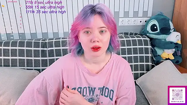   KawaiiYuki   online show from 02/13/26, 06:20